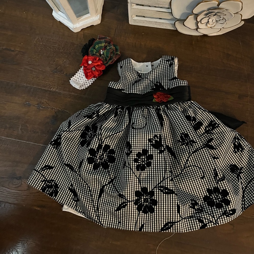 Holiday dress